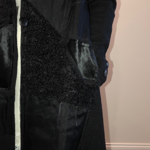 Black fancy coat with genuine cow hide pockets. - Picture 3 of 6